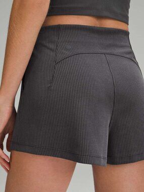 Lululemon Ribbed Softstreme High-Rise Short 2"